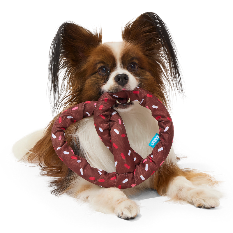 Chocolick Pretzel Plush Extra-Large + Tug Dog Toy